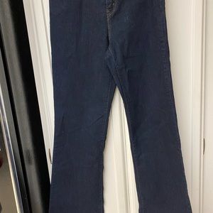 Womens Levis perfectly slimming boot cut 512 jeans size 14 medium